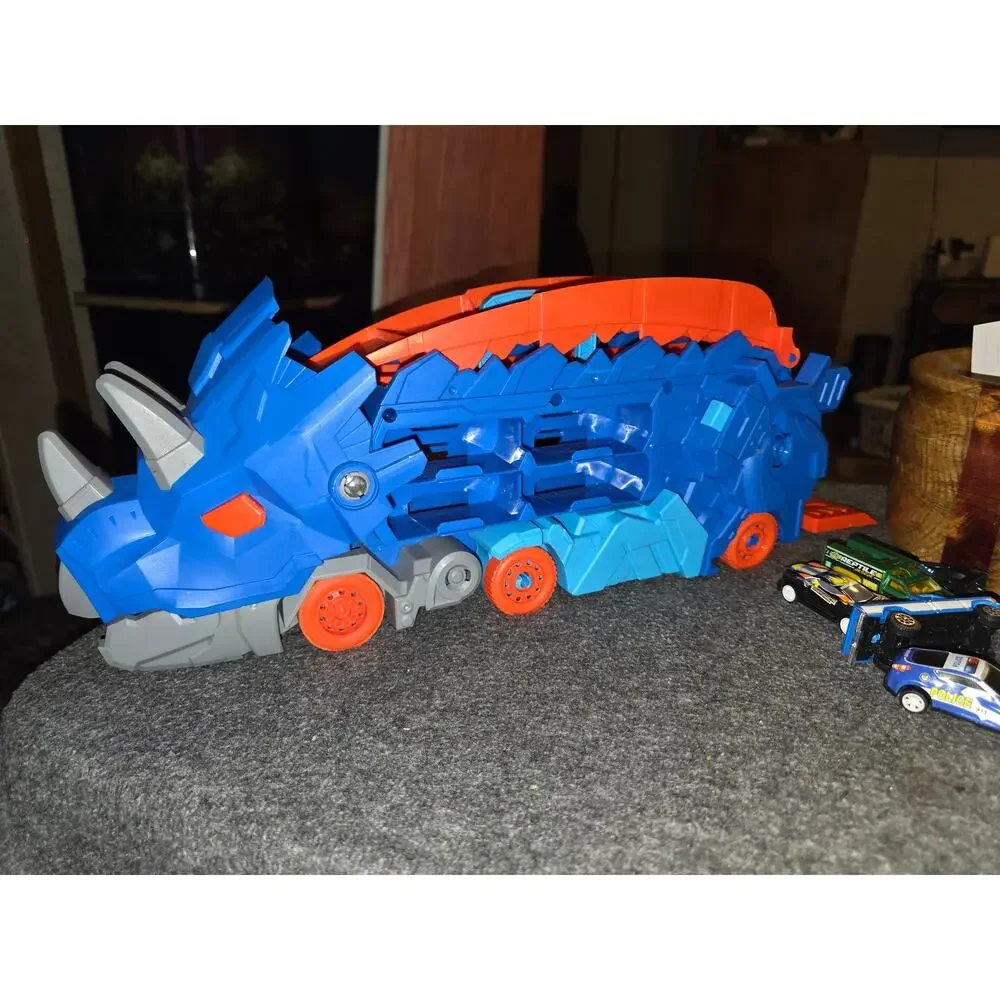 Dinosaur Car Hauler Truck & Folding Race Track with 6 Toy Cars Lot